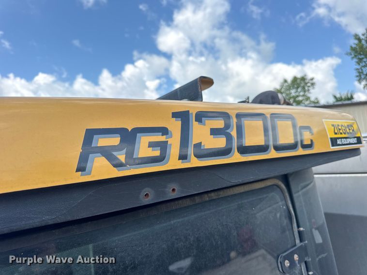 image for item DW3488 2020 RoGator RG1300C spreader