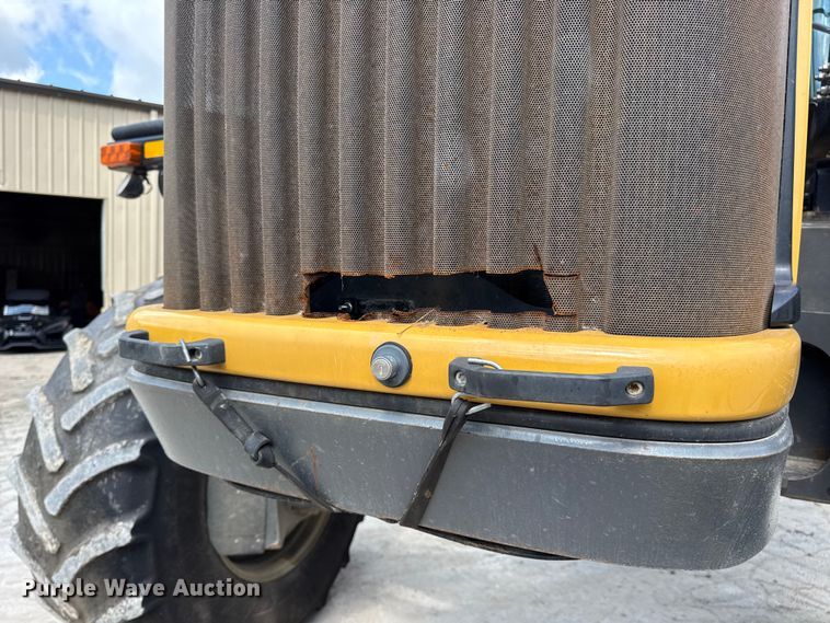 image for item DW3488 2020 RoGator RG1300C spreader