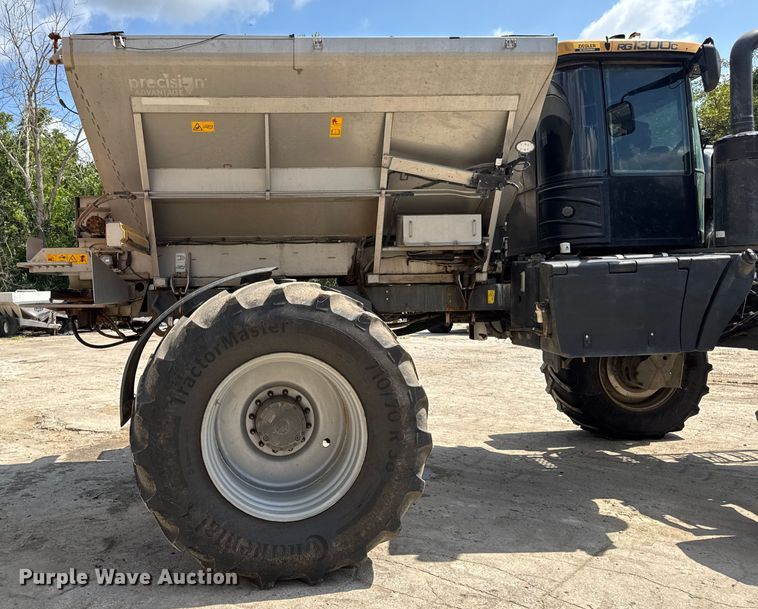 image for item DW3488 2020 RoGator RG1300C spreader