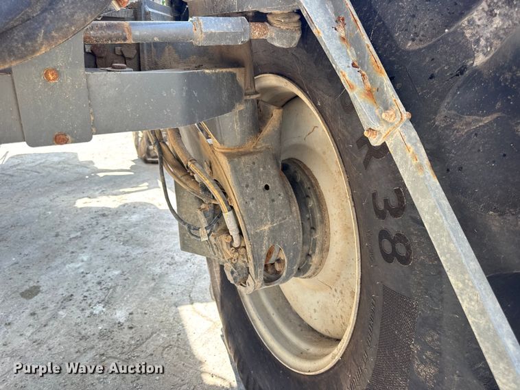 image for item DW3488 2020 RoGator RG1300C spreader