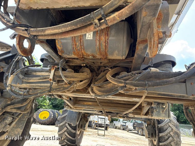 image for item DW3488 2020 RoGator RG1300C spreader