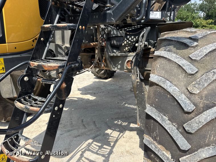 image for item DW3488 2020 RoGator RG1300C spreader