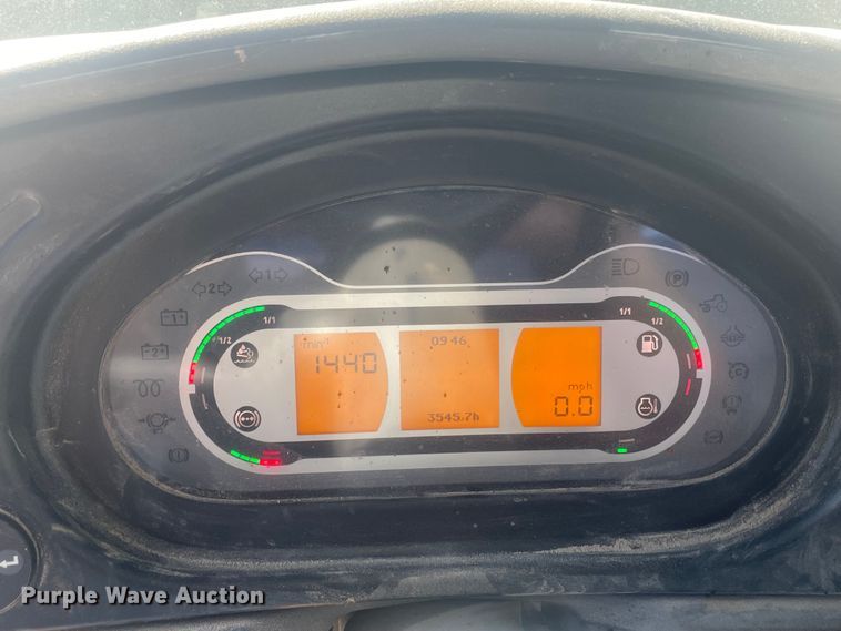 image for item DW3488 2020 RoGator RG1300C spreader