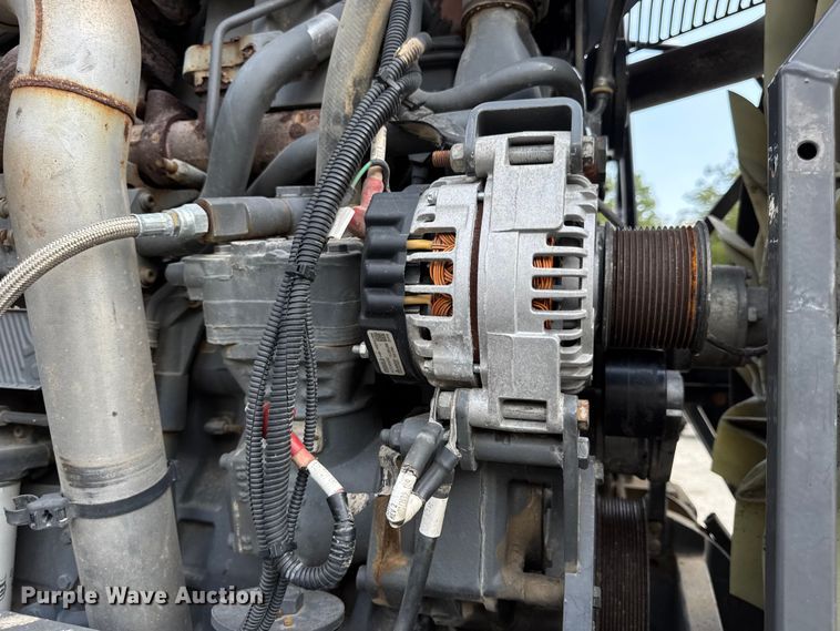 image for item DW3488 2020 RoGator RG1300C spreader