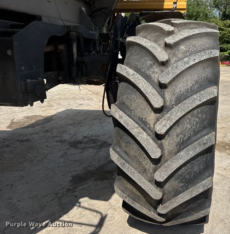 image for item DW3488 2020 RoGator RG1300C spreader