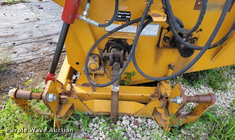 image for item DX7224 Haybuster 2100 bale processor