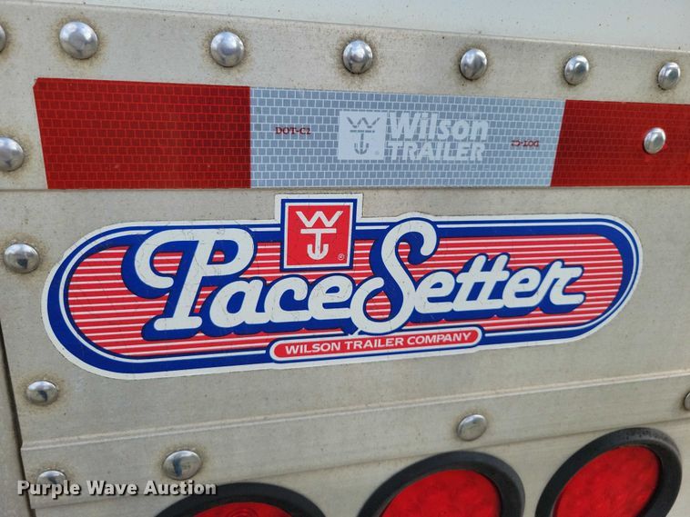 image for item DX7434 2011 Wilson Pace Setter grain trailer