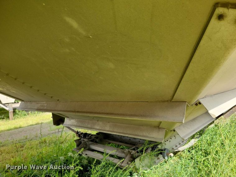 image for item DX7434 2011 Wilson Pace Setter grain trailer