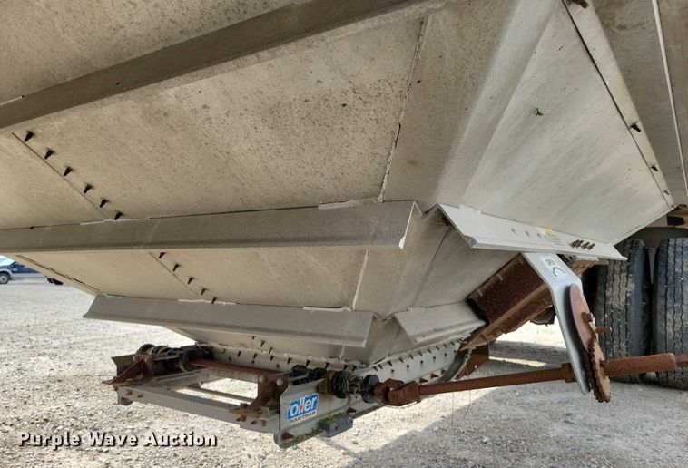 image for item DX7435 2013 Wilson Pacesetter grain trailer