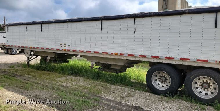 image for item DX7436 2013 Wilson Pacesetter grain trailer