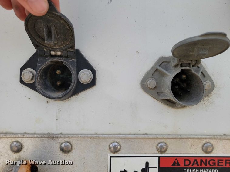 image for item DX7436 2013 Wilson Pacesetter grain trailer