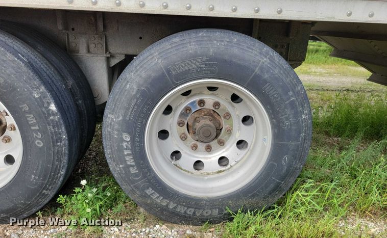 image for item DX7436 2013 Wilson Pacesetter grain trailer