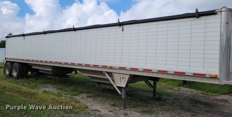 image for item DX7438 2014 Wilson Pacesetter grain trailer