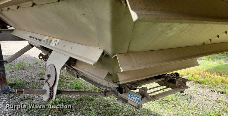 image for item DX7438 2014 Wilson Pacesetter grain trailer