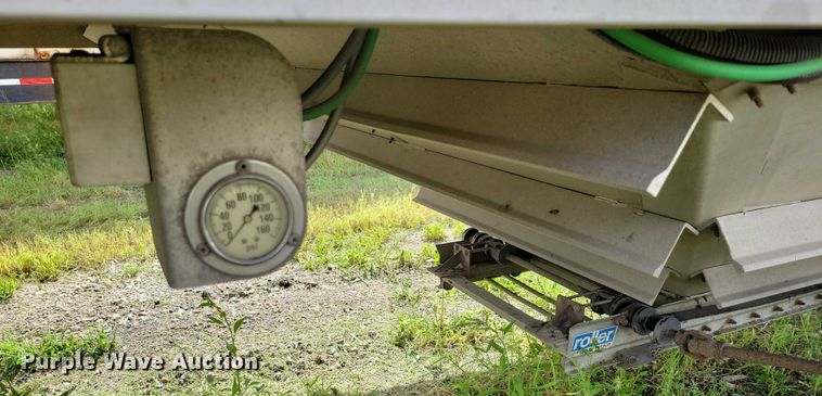 image for item DX7438 2014 Wilson Pacesetter grain trailer