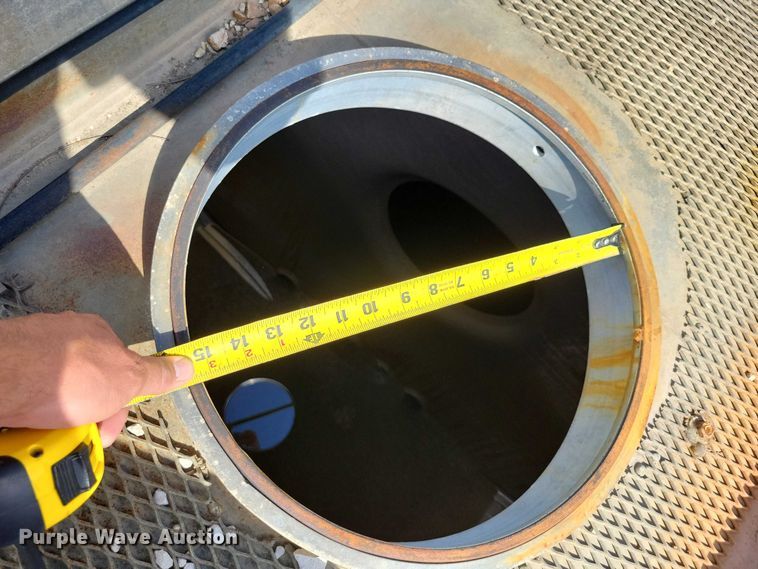 image for item DX7439 1975 Butler tank trailer