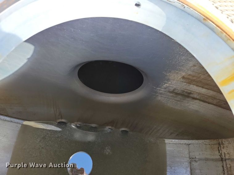 image for item DX7439 1975 Butler tank trailer