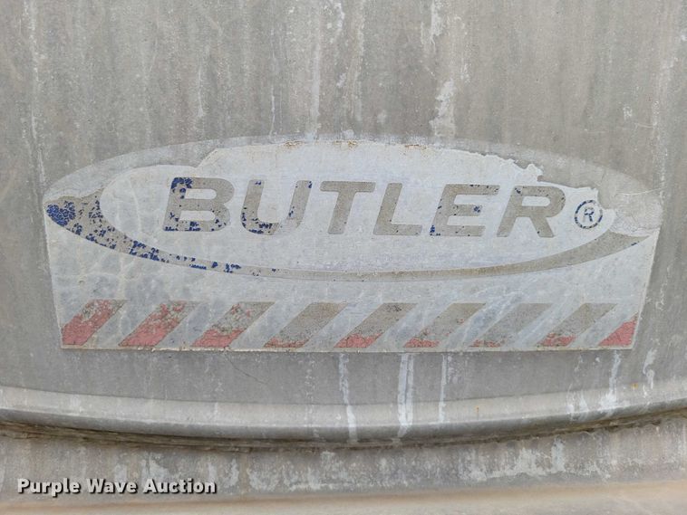 image for item DX7439 1975 Butler tank trailer