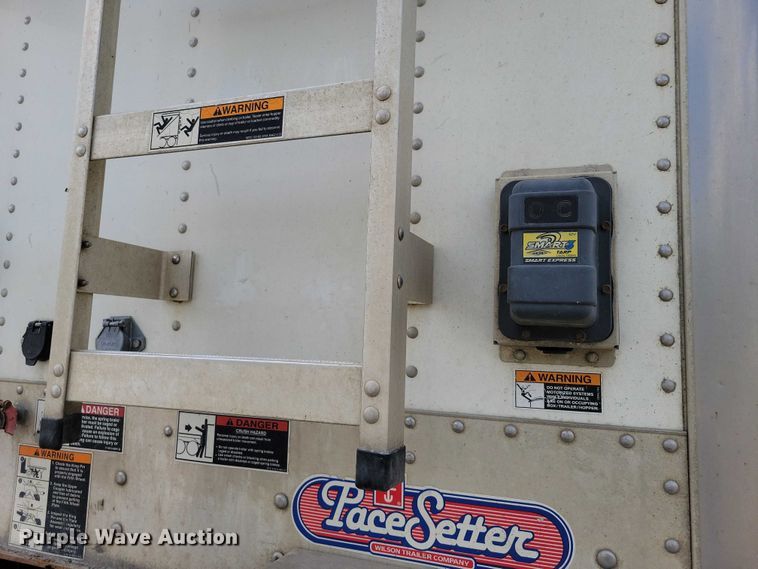 image for item DX7440 2014 Wilson Pacesetter grain trailer