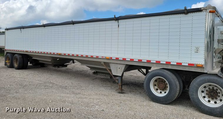 image for item DX7441 2007 Wilson Pacesetter grain trailer