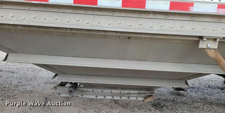 image for item DX7441 2007 Wilson Pacesetter grain trailer
