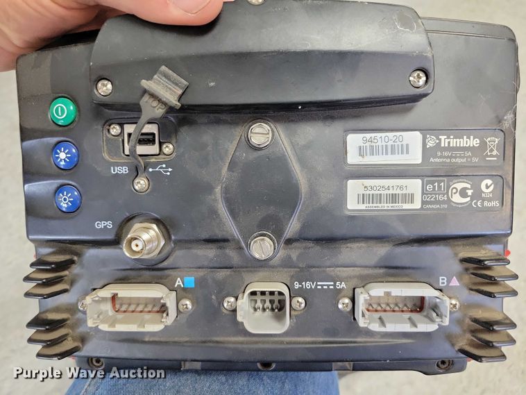 image for item DX7447 Trimble Ez-steer GPS