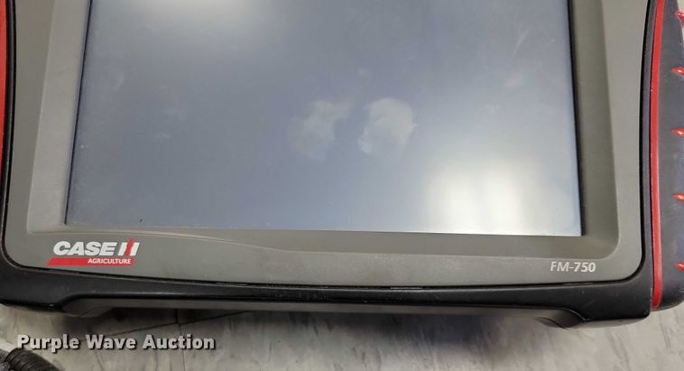 image for item DX7447 Trimble Ez-steer GPS