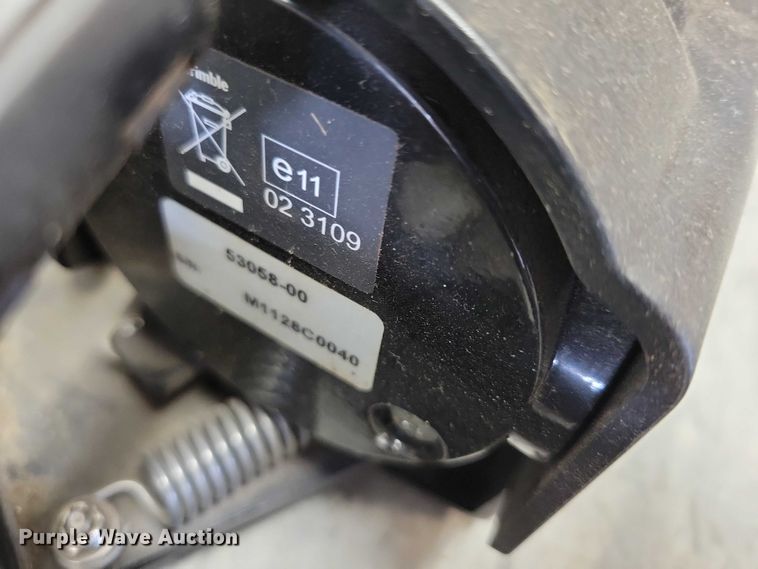 image for item DX7447 Trimble Ez-steer GPS