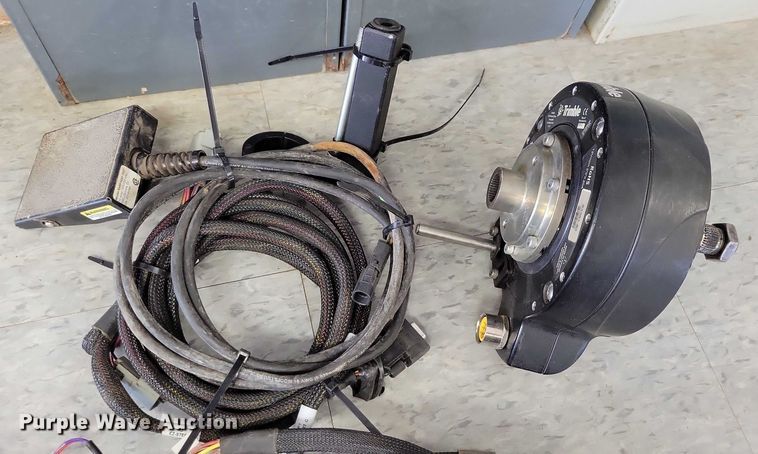 image for item DX7448 Trimble Ez-Steer GPS