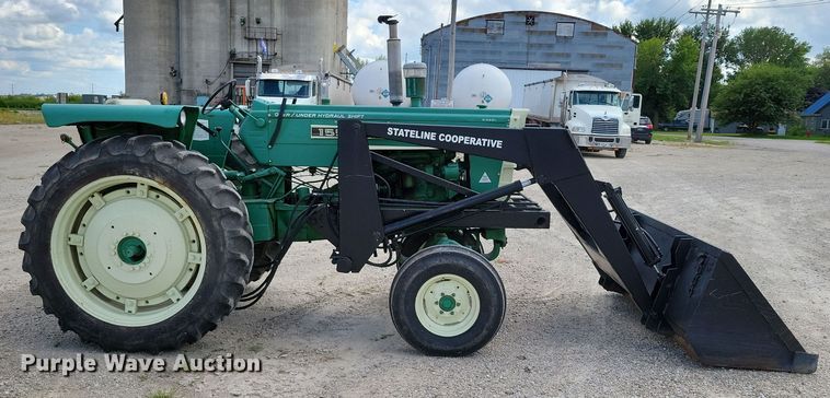 image for item DX7450 Oliver 1555 tractor
