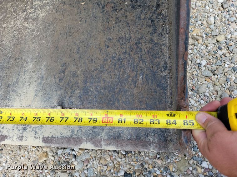 image for item DX7450 Oliver 1555 tractor