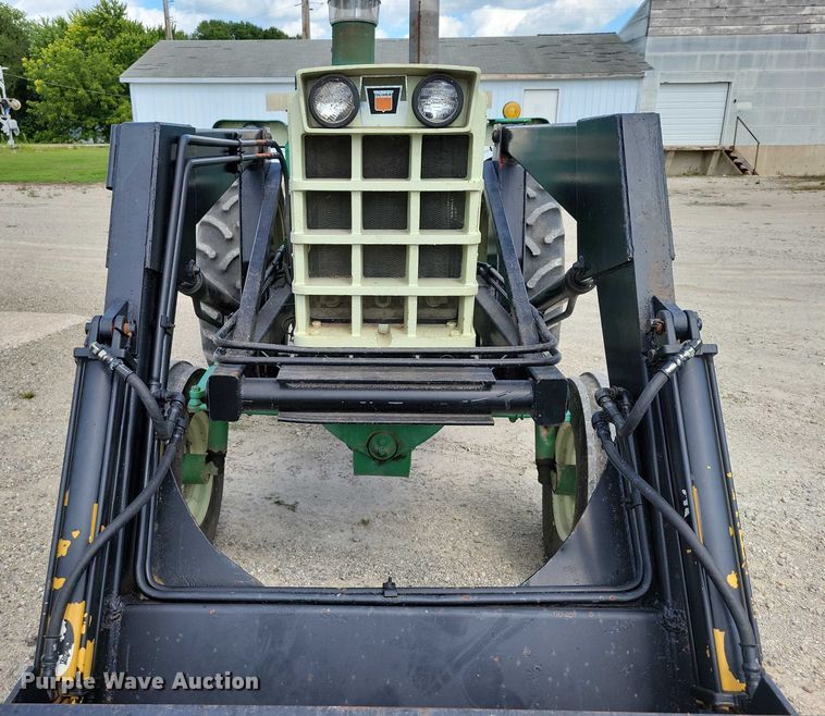 image for item DX7450 Oliver 1555 tractor