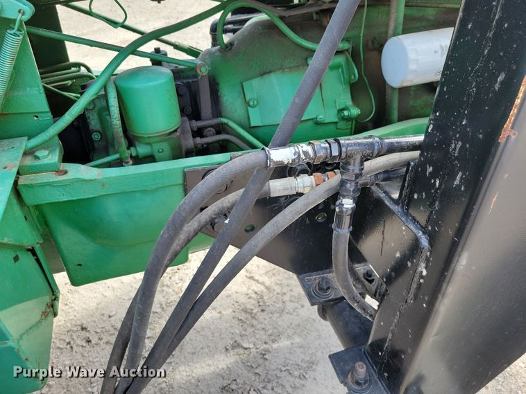 image for item DX7450 Oliver 1555 tractor