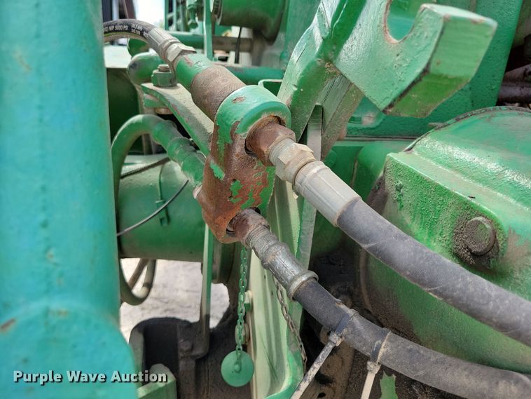 image for item DX7450 Oliver 1555 tractor