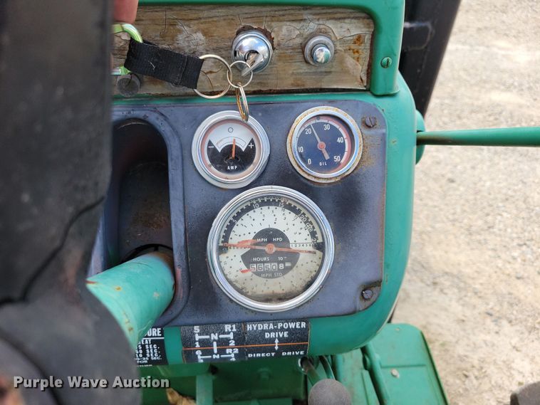image for item DX7450 Oliver 1555 tractor