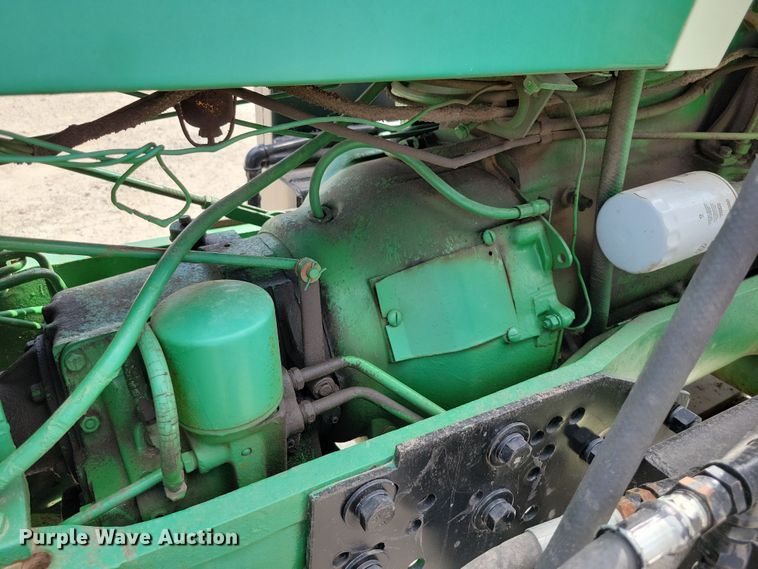 image for item DX7450 Oliver 1555 tractor