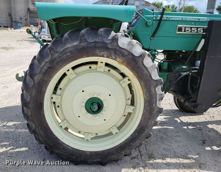 image for item DX7450 Oliver 1555 tractor