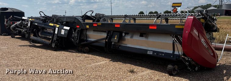 image for item DY0926 2024 MacDon FD250 flex draper head