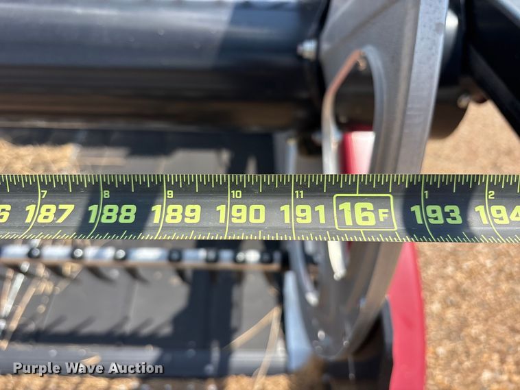 image for item DY0926 2024 MacDon FD250 flex draper head