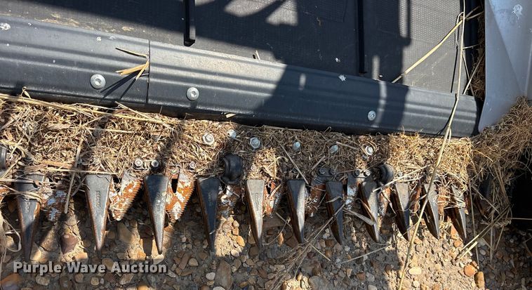 image for item DY0926 2024 MacDon FD250 flex draper head