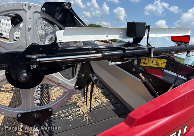 image for item DY0926 2024 MacDon FD250 flex draper head