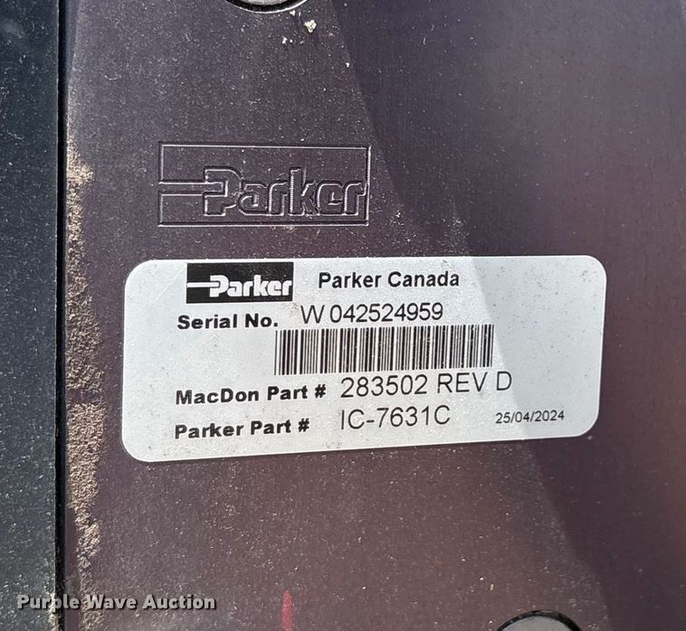 image for item DY0926 2024 MacDon FD250 flex draper head