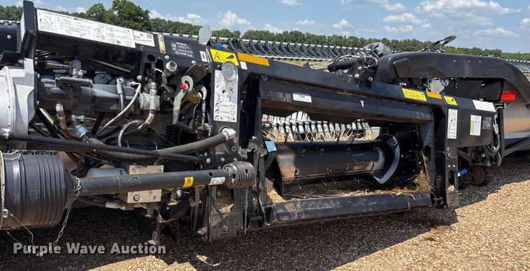 image for item DY0926 2024 MacDon FD250 flex draper head