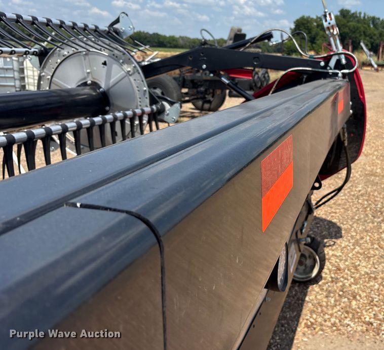 image for item DY0926 2024 MacDon FD250 flex draper head