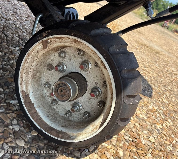 image for item DY0926 2024 MacDon FD250 flex draper head