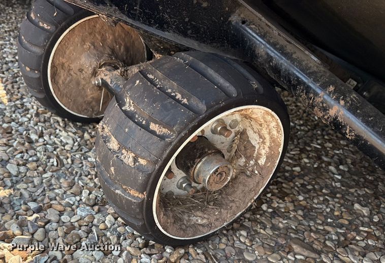 image for item DY0926 2024 MacDon FD250 flex draper head