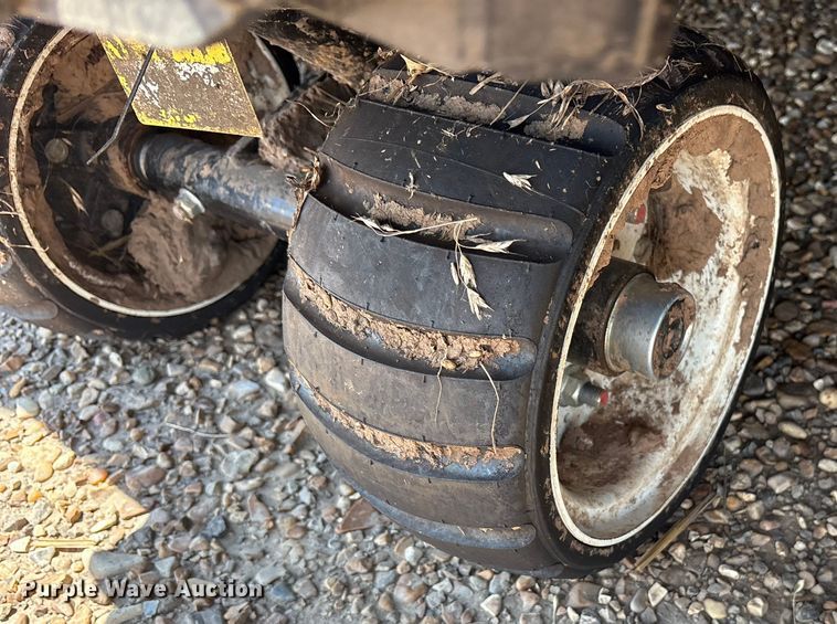 image for item DY0926 2024 MacDon FD250 flex draper head