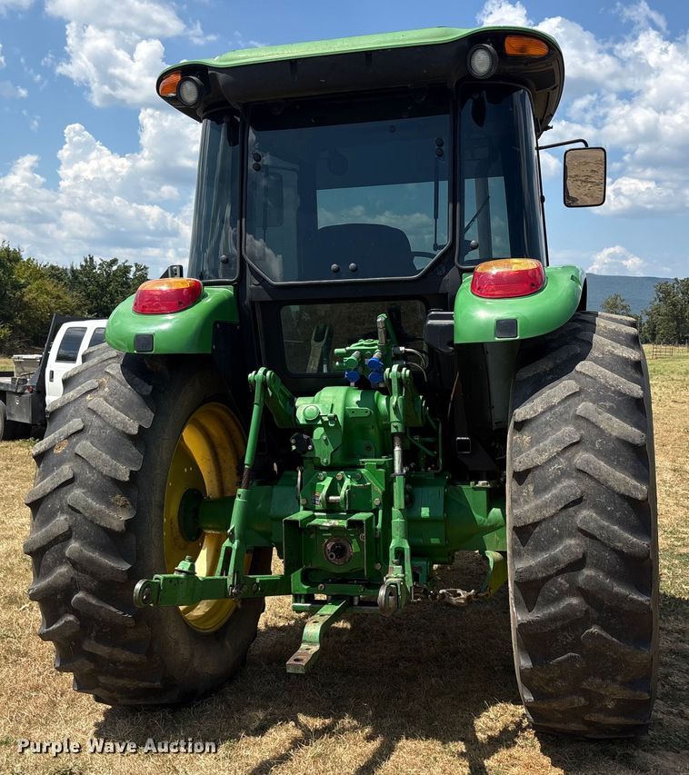 image for item DY0927 2011 John Deere 6115D MFWD tractor