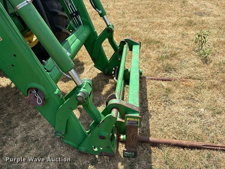 image for item DY0927 2011 John Deere 6115D MFWD tractor