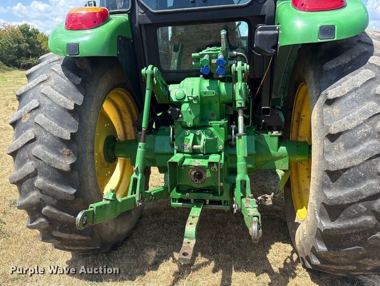 image for item DY0927 2011 John Deere 6115D MFWD tractor